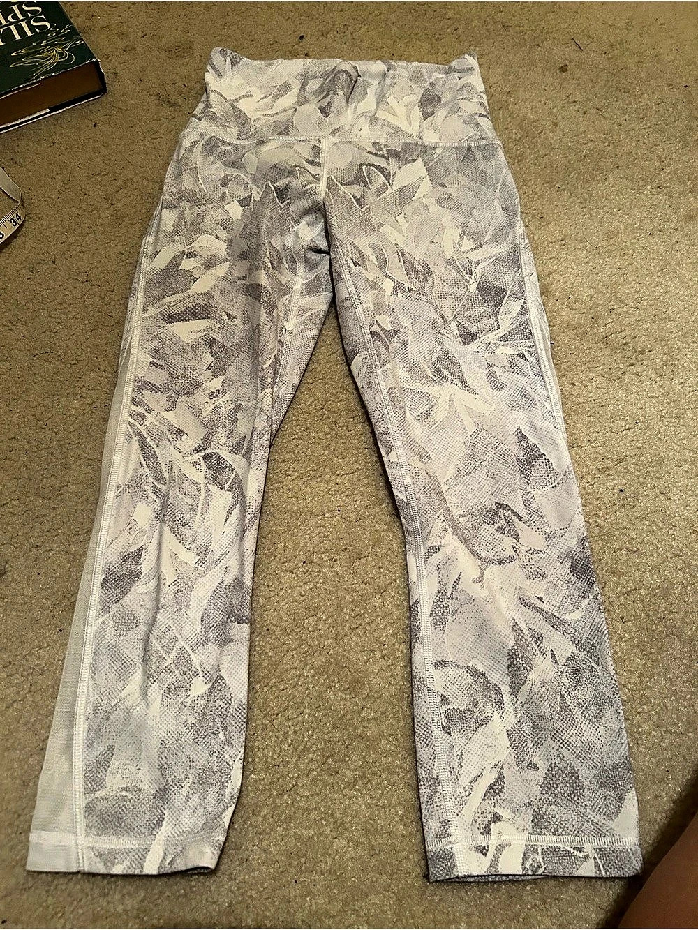 lululemon Train Times Crop *21" Abstract Print Leggings Size 4